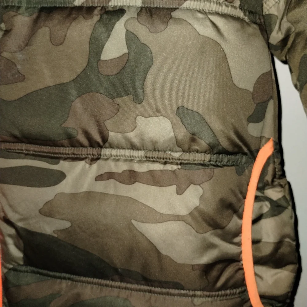 Coat - Picture 6 of 6
